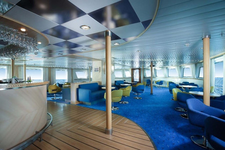 Luxury La Pinta Cruise Galápagos Islands photo 3